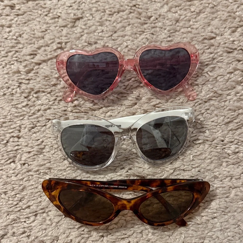 Set of Three Stylish Sunglasses for little girls